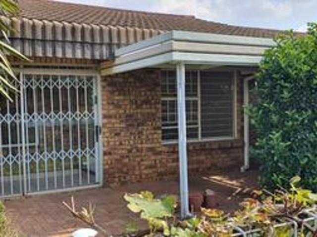 Townhouse for sale in Ekurhuleni, Gauteng