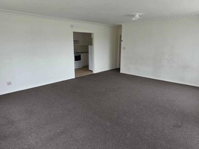 Apartment for rent in Mount Wellington, Oroua County