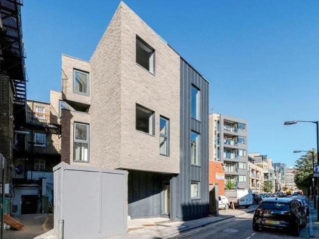 Flat for rent in Camberwell, Walworth