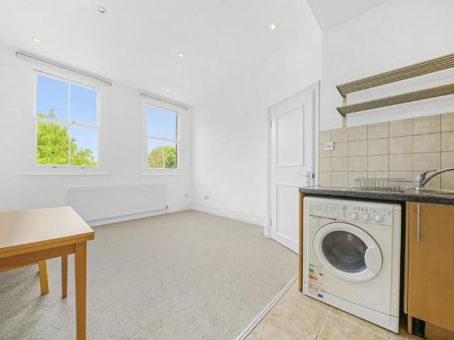 Flat for rent in Hornsey, Crouch End