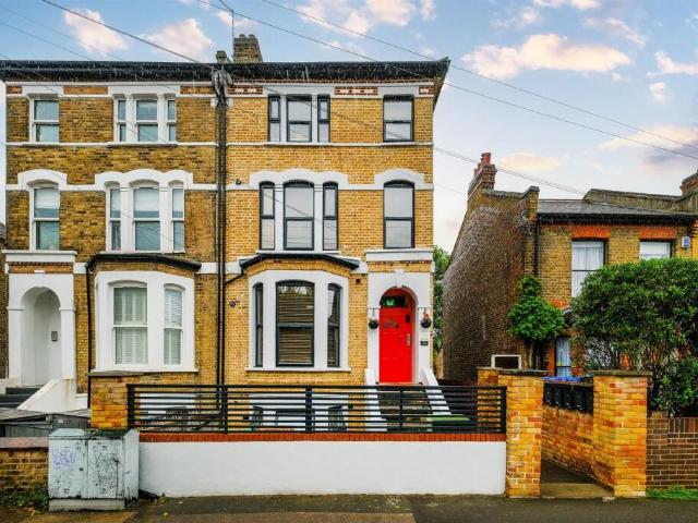 Flat for rent in Wanstead, Leytonstone