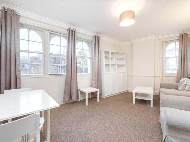 Flat for rent in Westminster