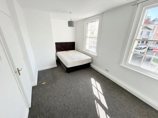 Apartment for rent in Sydenham, Warwick