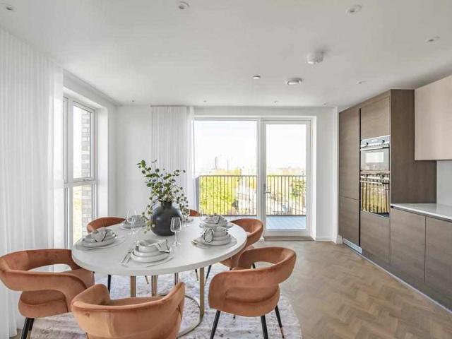 Apartment for sale in London, Greater London