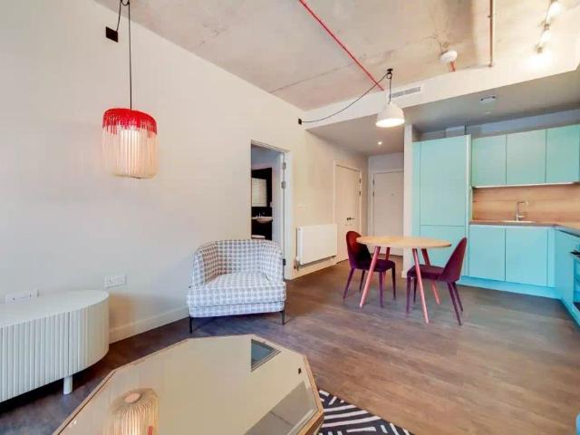 Room for rent in Greater London