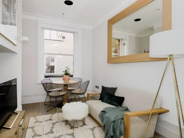 Apartment for rent in Saint Giles, Bloomsbury