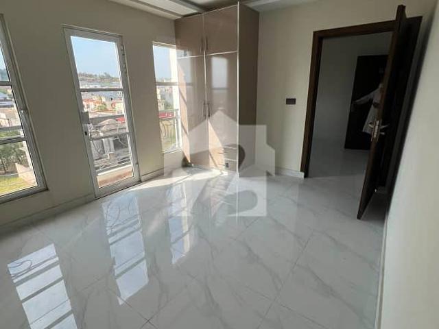 Apartment for sale in Islamabad