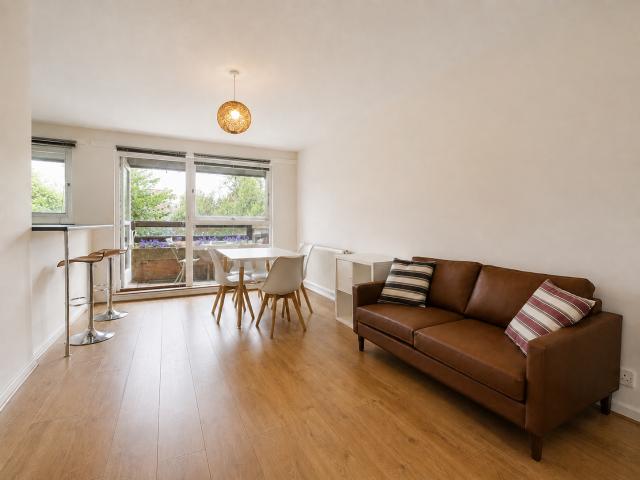 Apartment for rent in Camberwell, Greater London