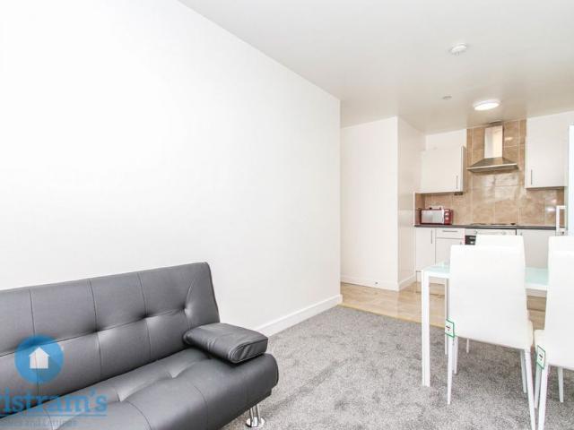 Room for rent in Haddon, East Midlands