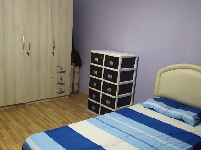 Apartment for rent in Hougang West, Singapore