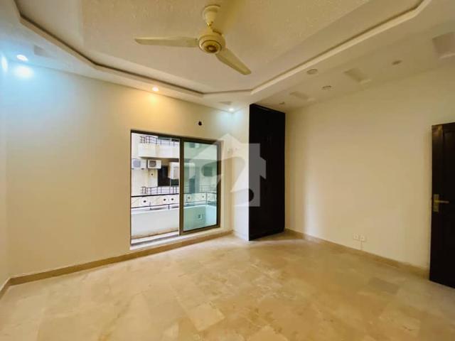Apartment for sale in Islamabad