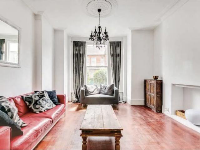 Apartment for rent in Fulham, Greater London