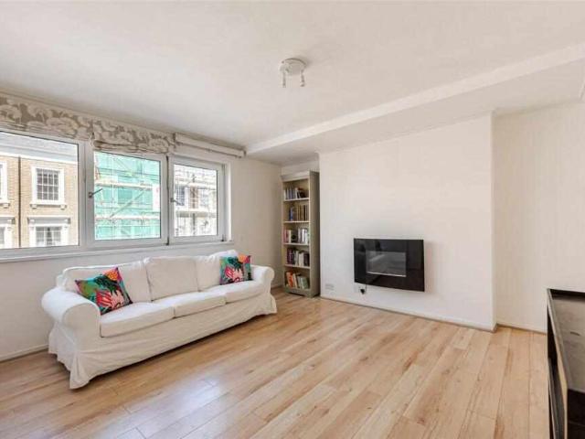 Apartment for sale in SW1V, London