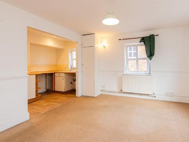 Apartment for rent in Rothwell, North Northamptonshire