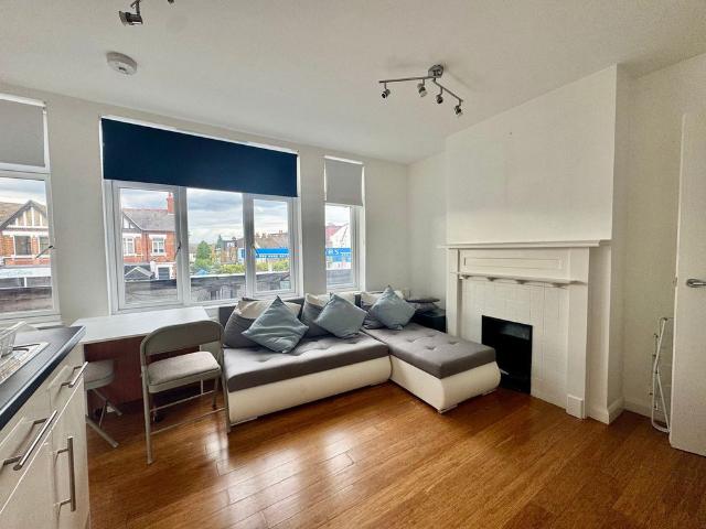Apartment for rent in Elmers End, Greater London