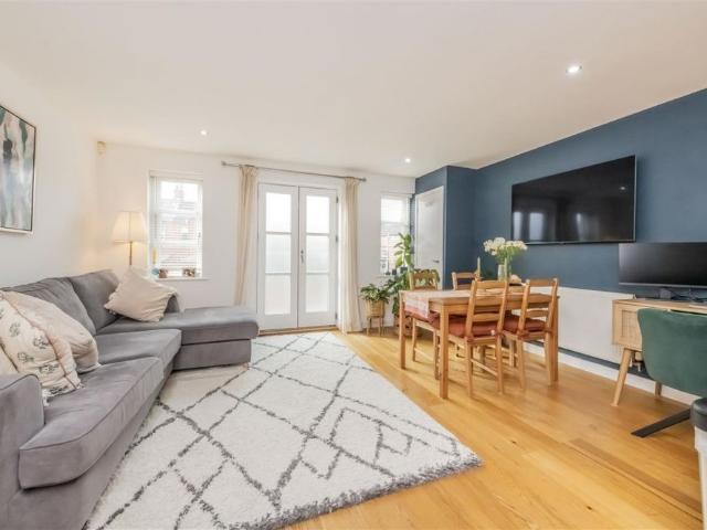 Apartment for rent in Phippsville, Northampton