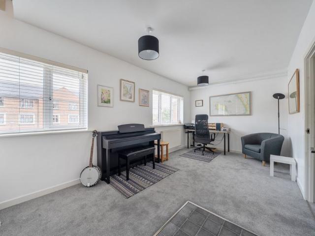 Apartment for rent in Horsham, West Sussex