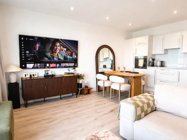 Apartment for rent in Scrattons Farm, Greater London