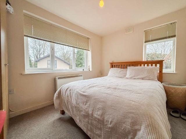 Apartment for rent in Ladyes Hills, Green Close