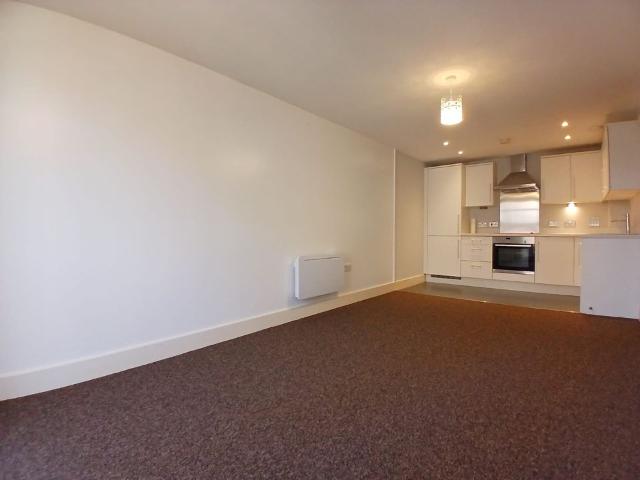 Apartment for rent in Lakenham, East Bank