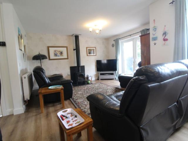 House for rent in Lower Midway, South Derbyshire