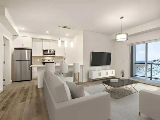 Townhouse for rent in Springbank Hill, Calgary