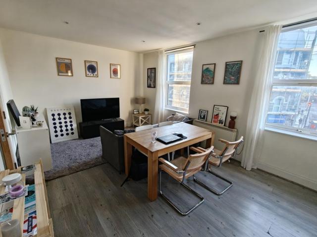 Apartment for rent in London Borough of Islington, Greater London