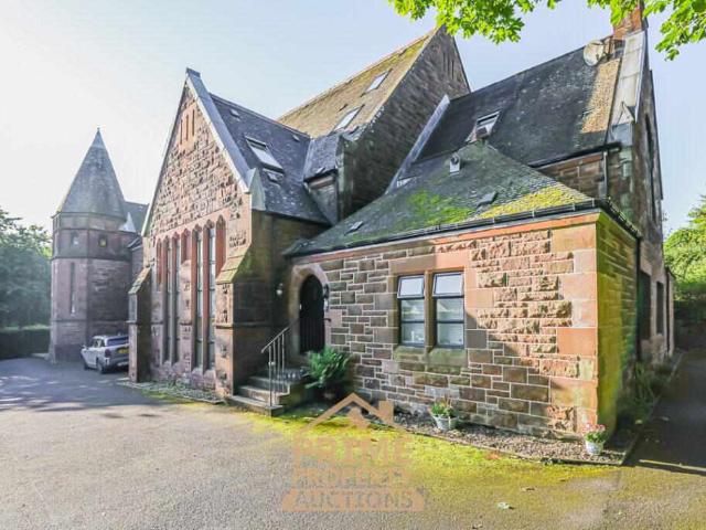 Flat for sale in Bridge Of Weir, Renfrewshire