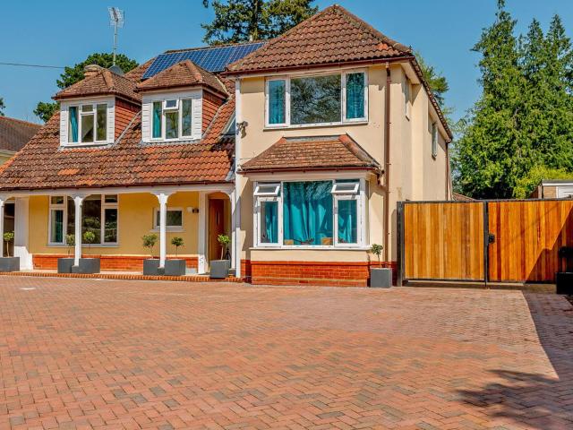 Apartment for rent in Glen Eyre, City Of Southampton
