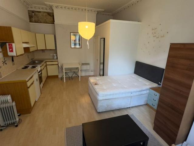 House for rent in Headingley Hill, Leeds