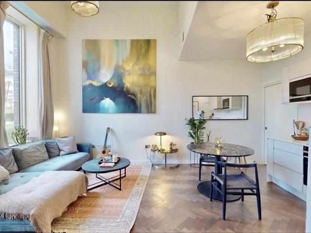 Apartment for rent in Chalk Farm, Greater London