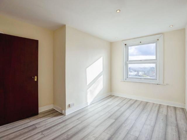 Apartment for rent in Anerley, Isle Of Man