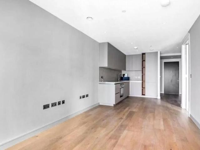 Apartment for rent in Greenwich Peninsula, Greater London