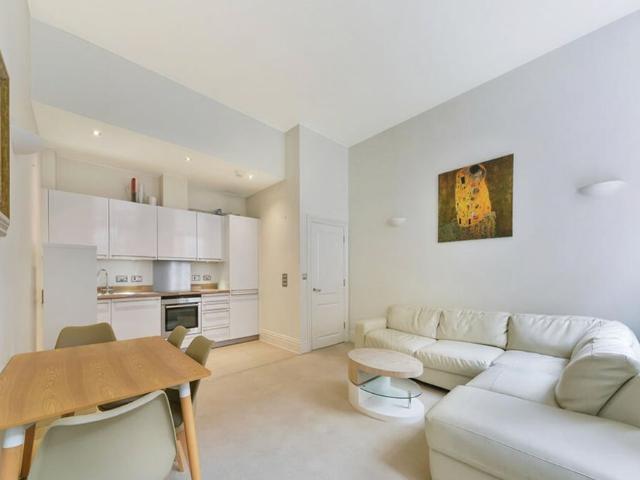 House for rent in Clapham Junction, Greater London