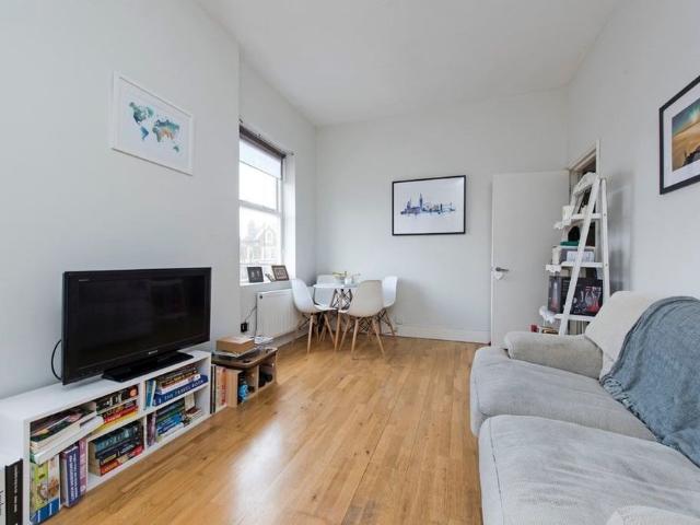 Apartment for rent in London Borough of Wandsworth, Greater London
