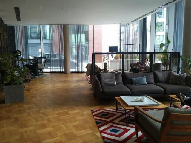 Apartment for rent in Poplar Grove, Greater London