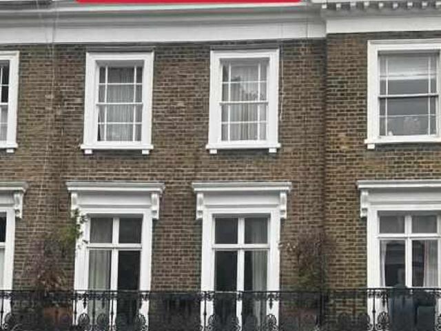 Flat for sale in London, Greater London
