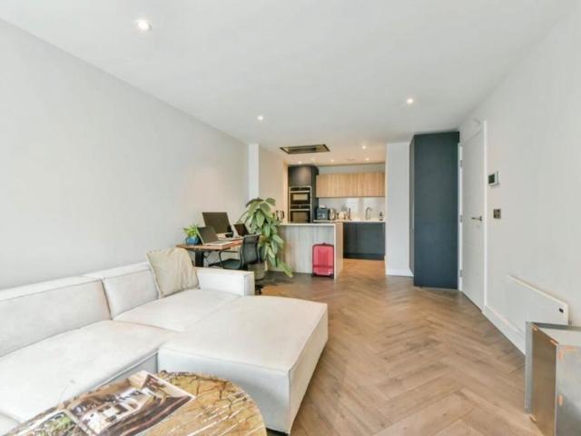 Apartment for rent in City Centre, Georgia