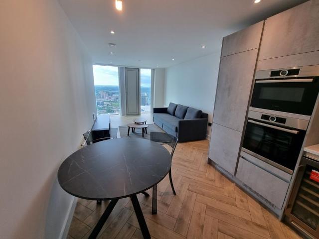 Apartment for rent in City Centre, Georgia