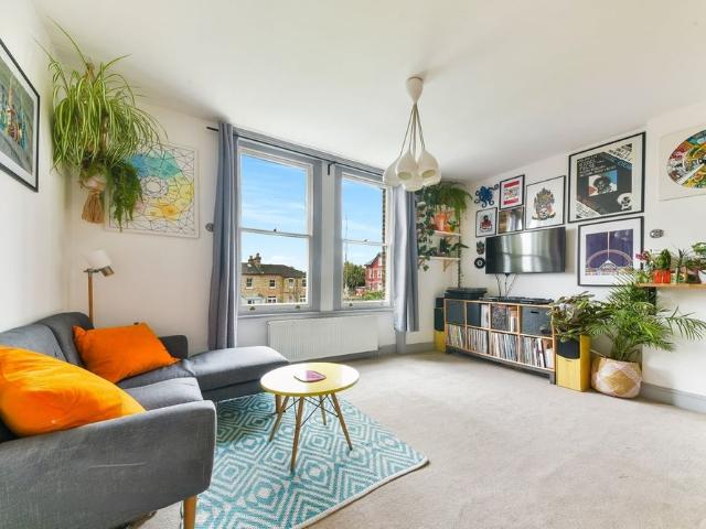 Apartment for rent in Streatham Hill, Greater London
