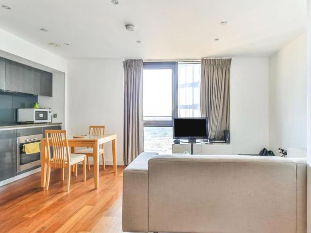 Apartment for rent in City Centre, Isle Of Man