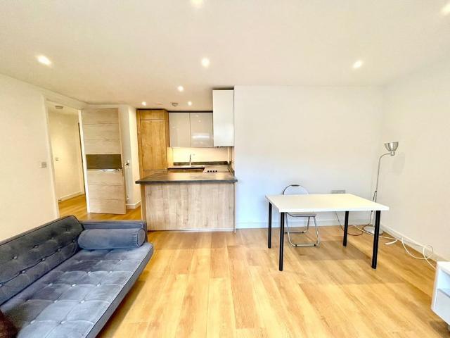 Apartment for rent in Rotherhithe, Greater London