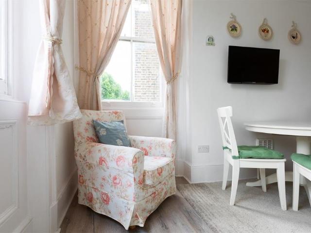 Apartment for rent in Belsize Park, Greater London