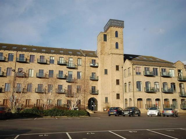 Apartment for rent in Lower Hopton, Mirfield