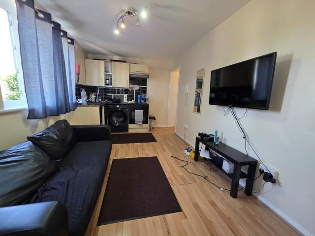 Apartment for rent in Wanstead, Greater London