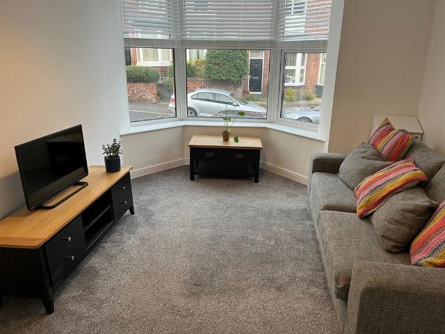 Apartment for rent in Saint George's, Netherthorpe