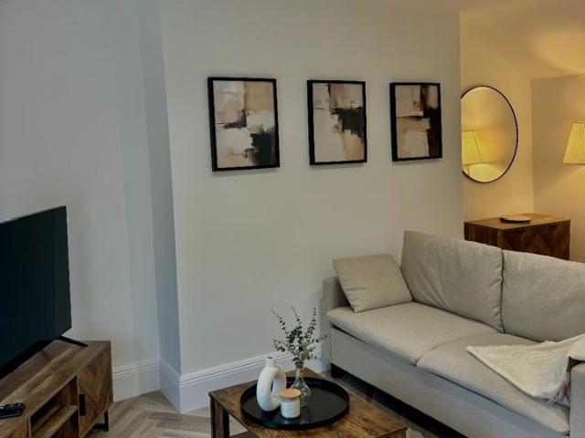 Apartment for rent in The Polygon, City Of Southampton