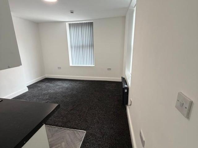 Apartment for rent in Lenton Abbey, Haddon