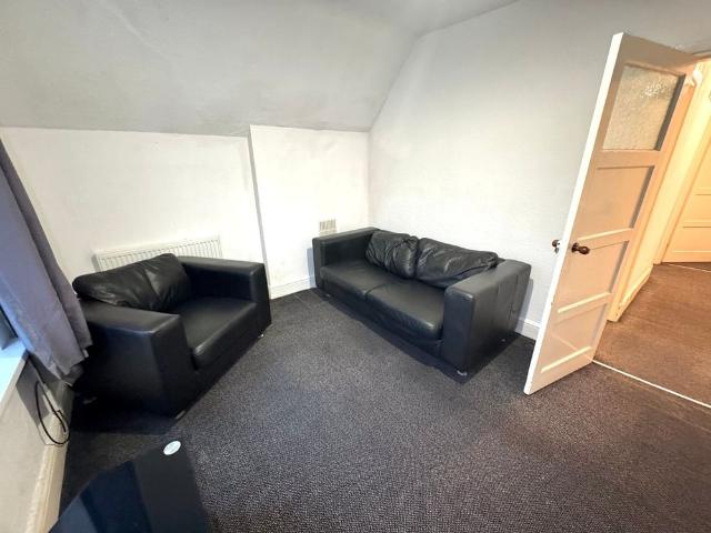 Apartment for rent in Lenton Abbey, Haddon
