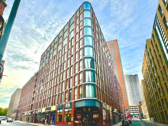 Flat for sale in B5, Birmingham